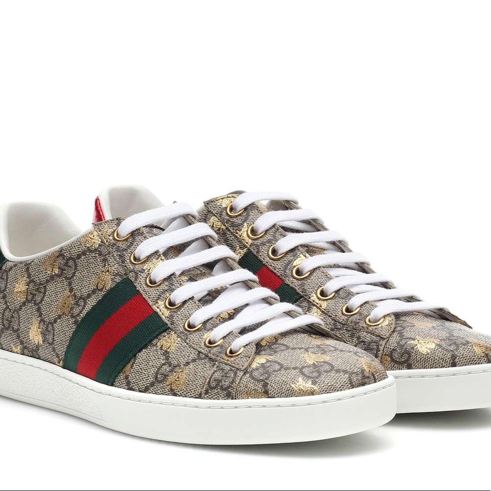 COPY - Gucci Ace GG Canvas Supreme sneaker with bees